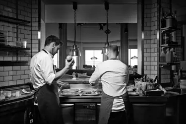 Leder du efter en professionel partner?