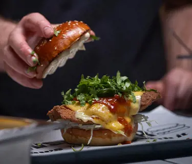 Suunnittele burger-menu, jolla menestyt!