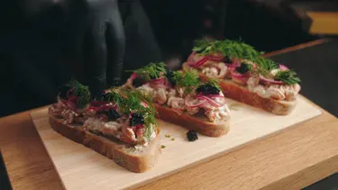 Huomioiva palvelu ja tasokkaat tuotteet ovat kahvilan menestyksen kaksi kulmakiveä.