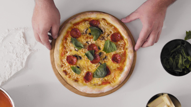 Learn how to make ‘Two Cheese’ and ‘Three Cheese’ artisan pizza by combining just a few different types of high quality cheese from Arla and ingredients.