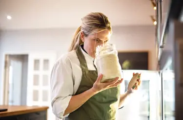 Fra mælk til magi: Laktofermentering i praksis
