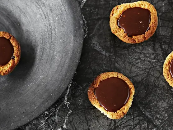 Sprøde forme med chokoladekaramel