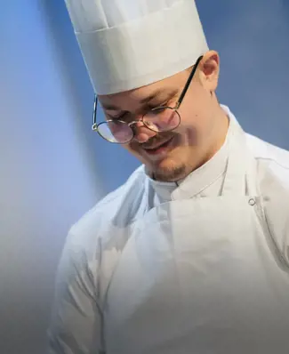 Kokkien suomenmestari tutuksi 👨‍🍳🥇 haastattelussa Piero Silvani⁠ ⁠ Monissa huippuravintoloissa jo nuorella iällä työs...