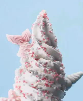 ☀️ Make the most of this heat ☀️ One product with multiple revenue streams 🍦📈 Slower Melt Soft Ice Mix serves more tha...