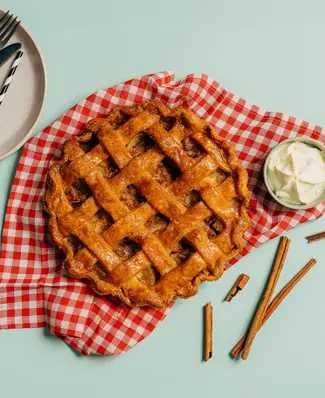 🍐Pyöräytä sesongin sato piiraaksi! ⁠ ⁠ Kotimaisten päärynöiden huippusesonki on käynnissä juuri nyt. Siitä kannattaa ot...