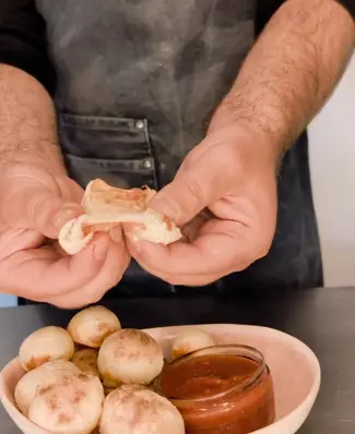 What if your pizza dough offcuts could make you money? Instead of heading for the bin, Dan (aka Mozzafella, aka award-wi...