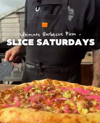 Slice Saturday No : 07 🍕🔥 This is the ultimate barbecue pizza smoked pulled pork , pit beans loaded with brisket , smo...