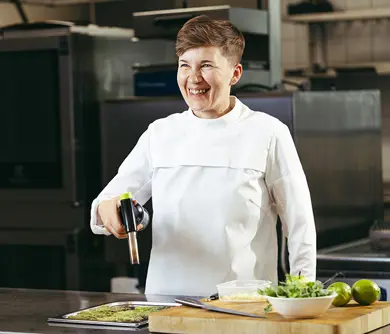 Raikkaita ja täyteläisiä kastikkeita hapatetuista maitotuotteista