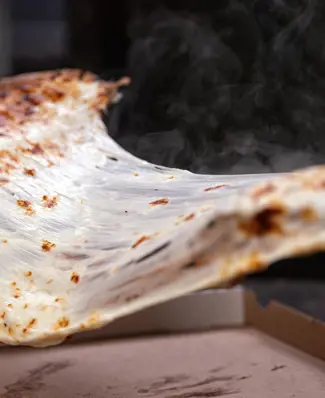 A cheese pull is the way to everyone’s heart, right? Nothing beats it 😍 When it comes to pizzas, your customers are cha...