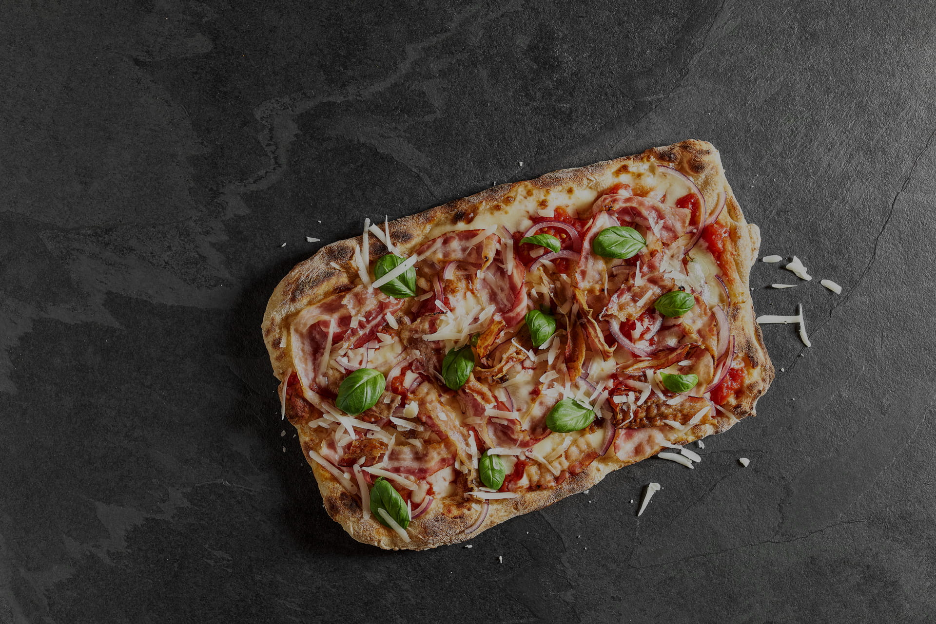 Pinsa: Eine zeitgenössische Pizza-Variante der kulinarischen Szene Roms