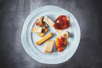 https://cdb.arla.com/api/assets/arla-pro-dk/ostetallerken1.jpg