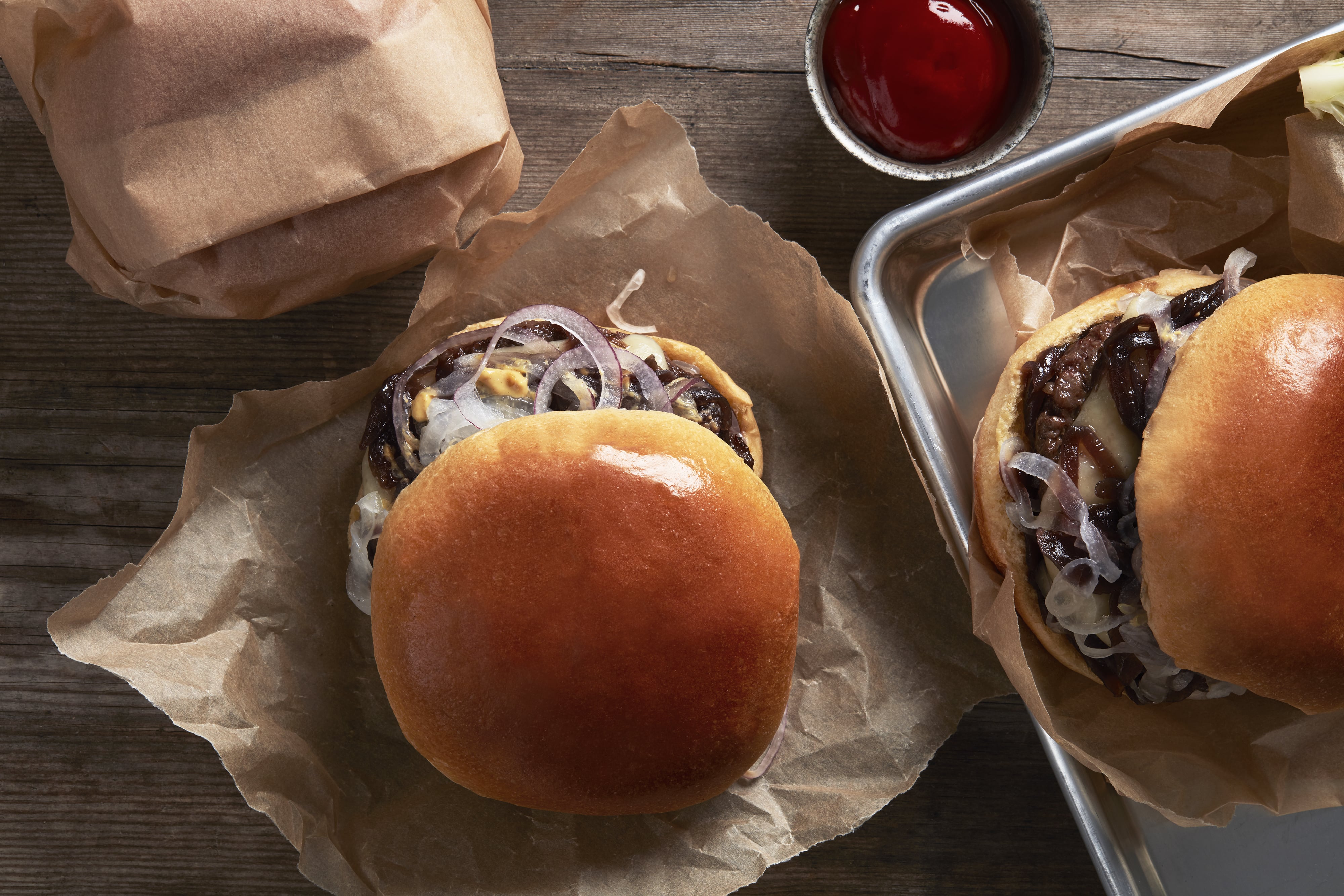 Le cheeseburger à emporter