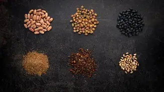 https://cdb.arla.com/api/assets/arla-pro-mea/c18c15ca-5286-44a0-96f7-102c542cbf4f/natural-grains.jpg