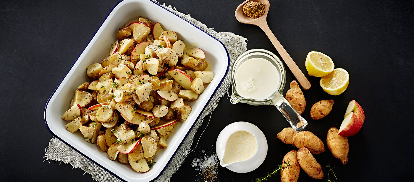 Chunky potetmos med grillet sjalottløk og epler