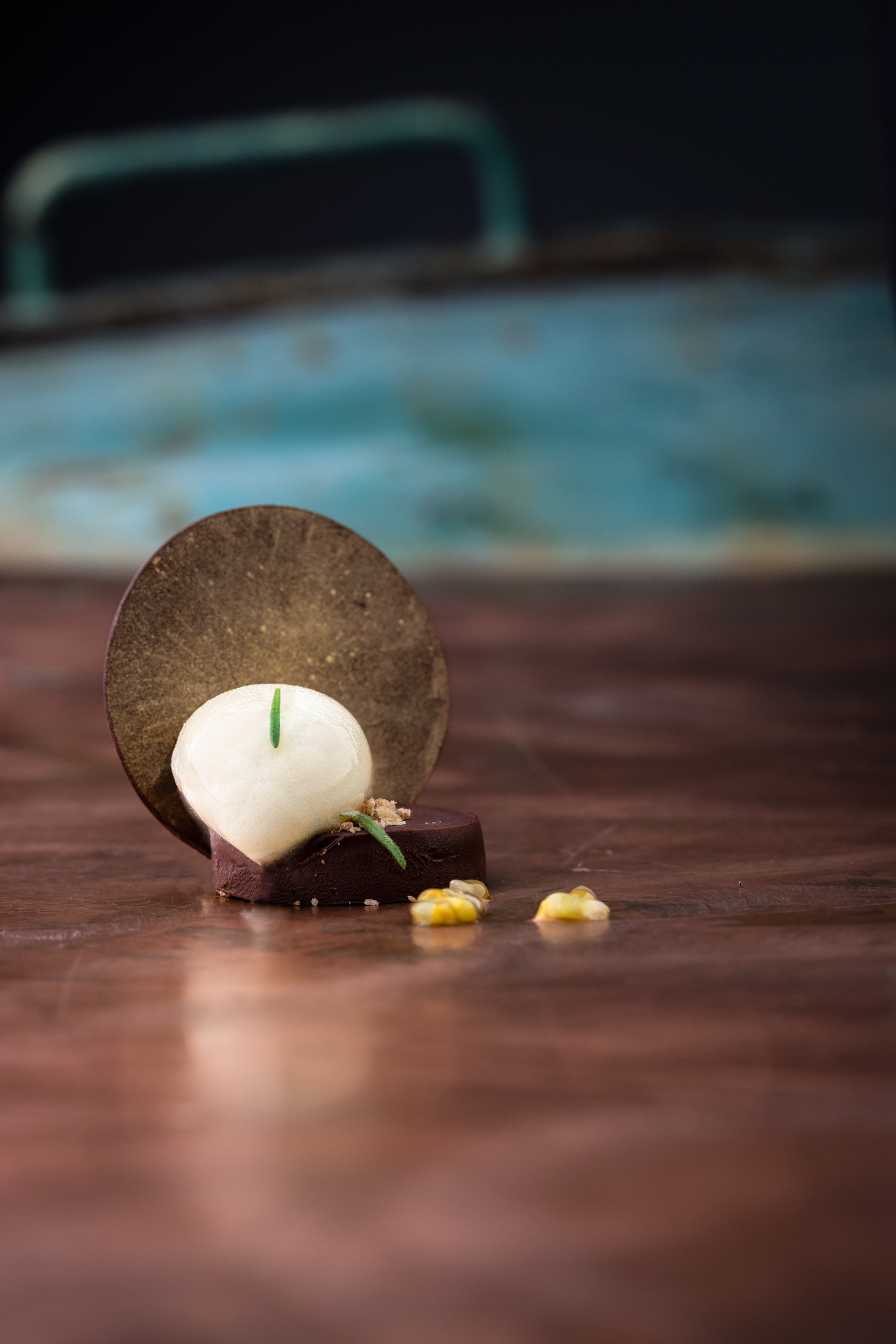 Passionsfrugtis med chokoladeganache
